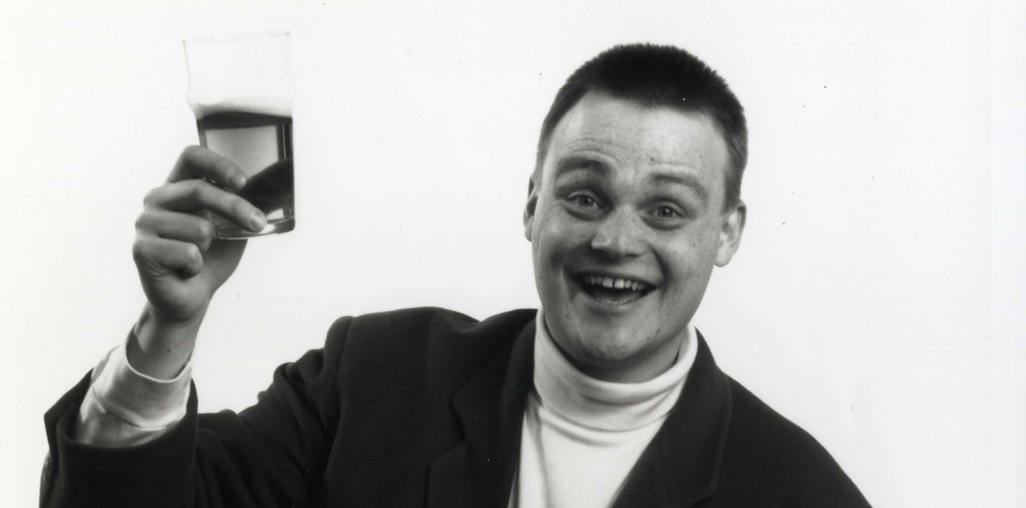 THE PUB LANDLORD LATE LOCK-IN