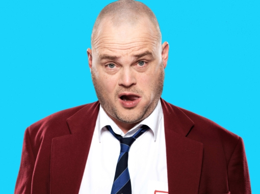 IN THE YEAR OF THE EXTENSION… BACK OFF BRUSSELS… AL MURRAY, THE PUB LANDLORD – ‘LANDLORD OF HOPE AND GLORY’ SELL OUT TOUR EXTENDED BY 20 DATES.  THE ONLY EXTENSION THAT MATTERS IN 2019