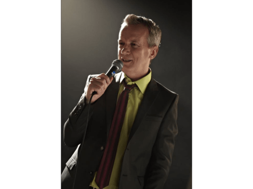 FRANK SKINNER – 30 YEARS OF DIRT BACK IN THE WEST END BY POPULAR DEMAND