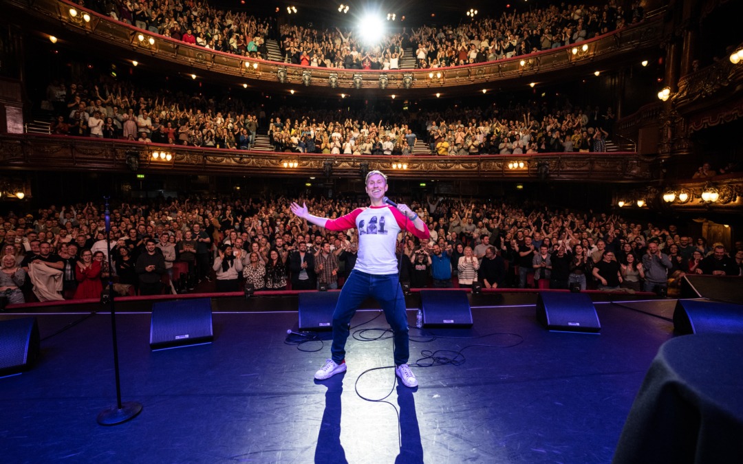 RUSSELL HOWARD ANNOUNCES FINAL 2 UK TOUR SHOWS AT THE LONDON PALLADIUM