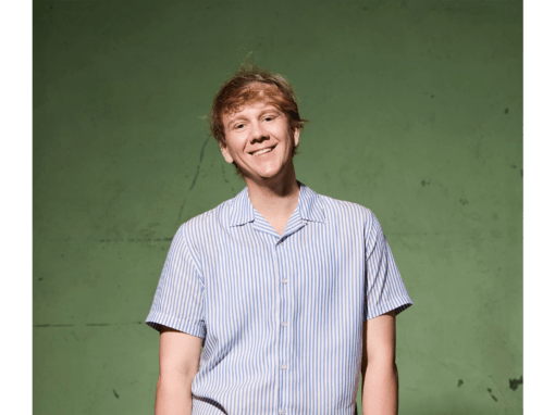 EXTRA DATES ADDED TO GROUNDBREAKING COMEDIAN JOSH THOMAS’ DEBUT UK RUN TO MEET DEMAND FOR TICKETS TO BRAND-NEW SHOW ‘LET’S TIDY UP’